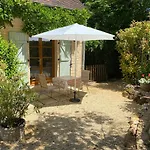 Les Jonquilles Couette-café