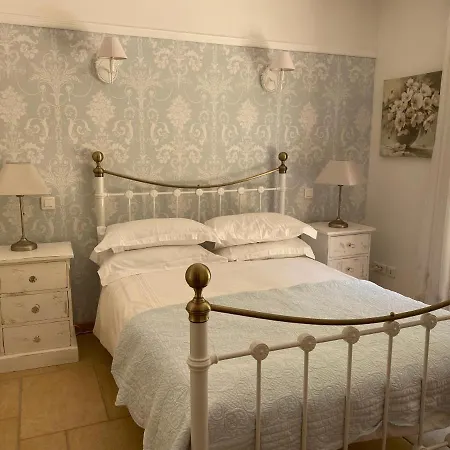 Les Jonquilles Отель типа 