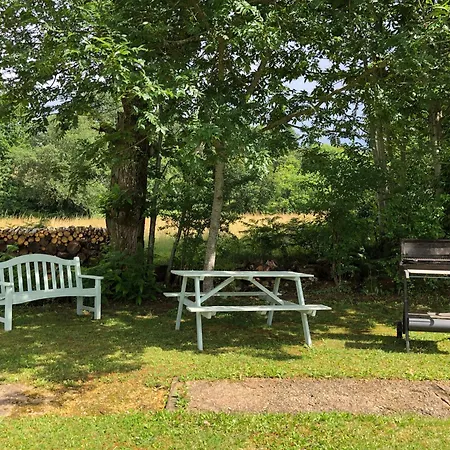 Les Jonquilles Домм