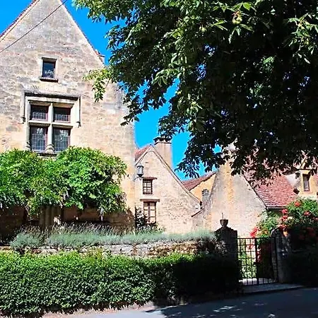 Les Jonquilles Bed & Breakfast