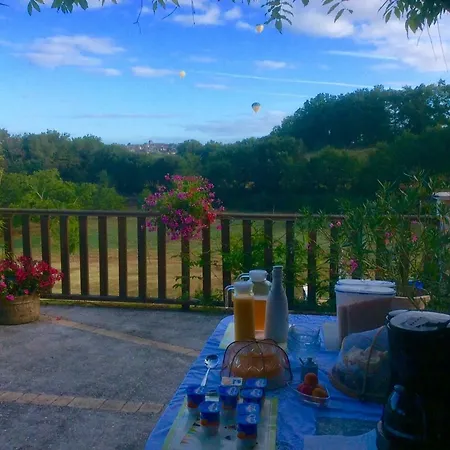 Bed & Breakfast Les Jonquilles 4*