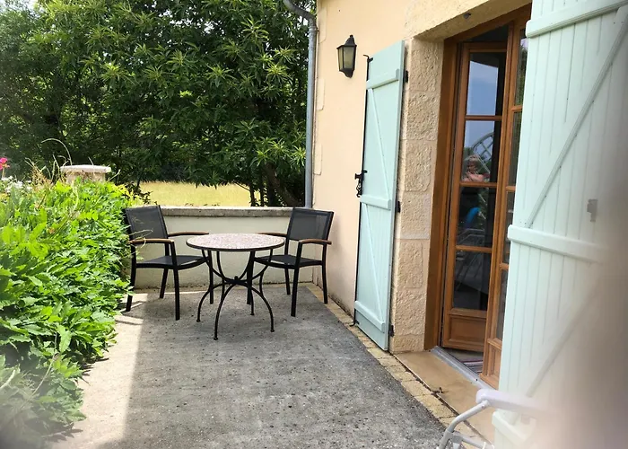 Les Jonquilles Bed & Breakfast Domme