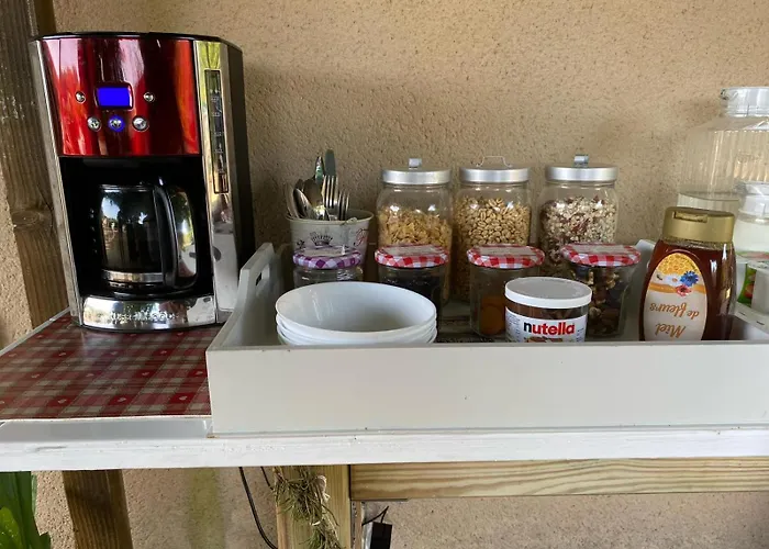 Les Jonquilles Frühstückspension 4*